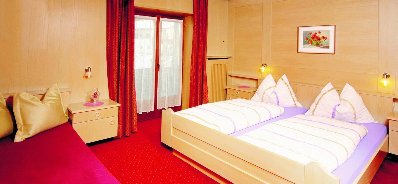 Hotel Garni Waldfrieden à Castelrotto Extérieur photo